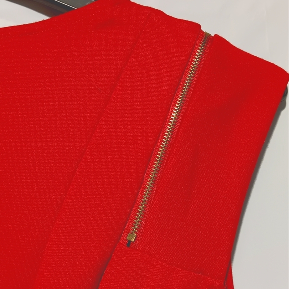 Spense Petite EUC Gorgeous Red Dress, Zipper Details On Shoulders, Sz 8P - Picture 11 of 13